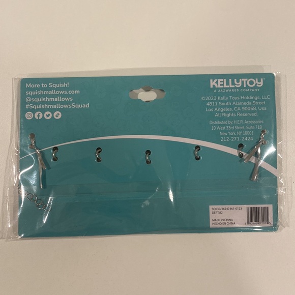 Squishamallows Interchangeable Charm Set - Picture 2 of 2